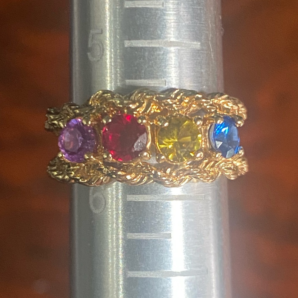 Beautiful 14k multi colored sapphire ring! Size 5 3/4 - Picture 5 of 7
